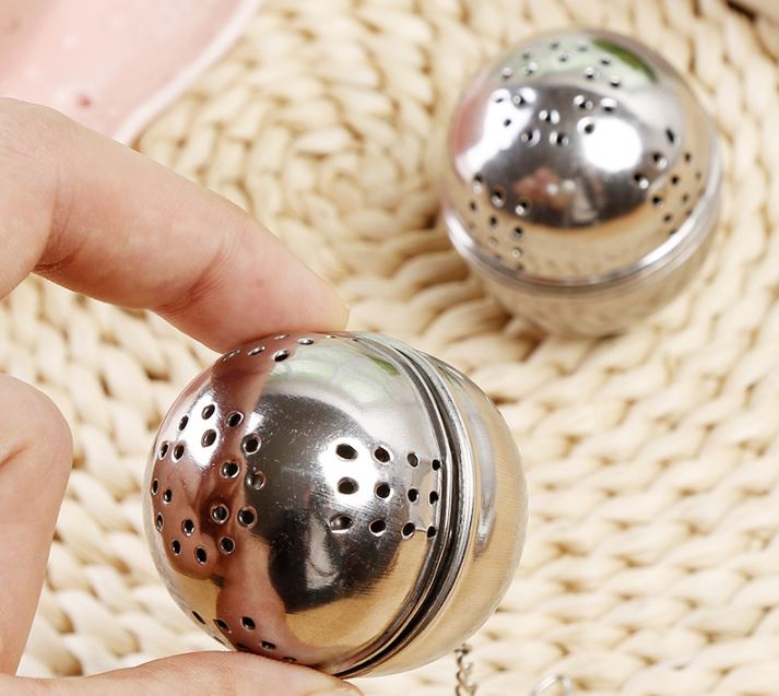 Spice, Herb,Tea and Seasoning Filter Ball with Hanging Hook - Stainless Steel Ball Tea Infuser Mesh Filter Strainer w/hook Loose Tea Leaf Spice Ball with Rope chain Home Kitchen Tools
