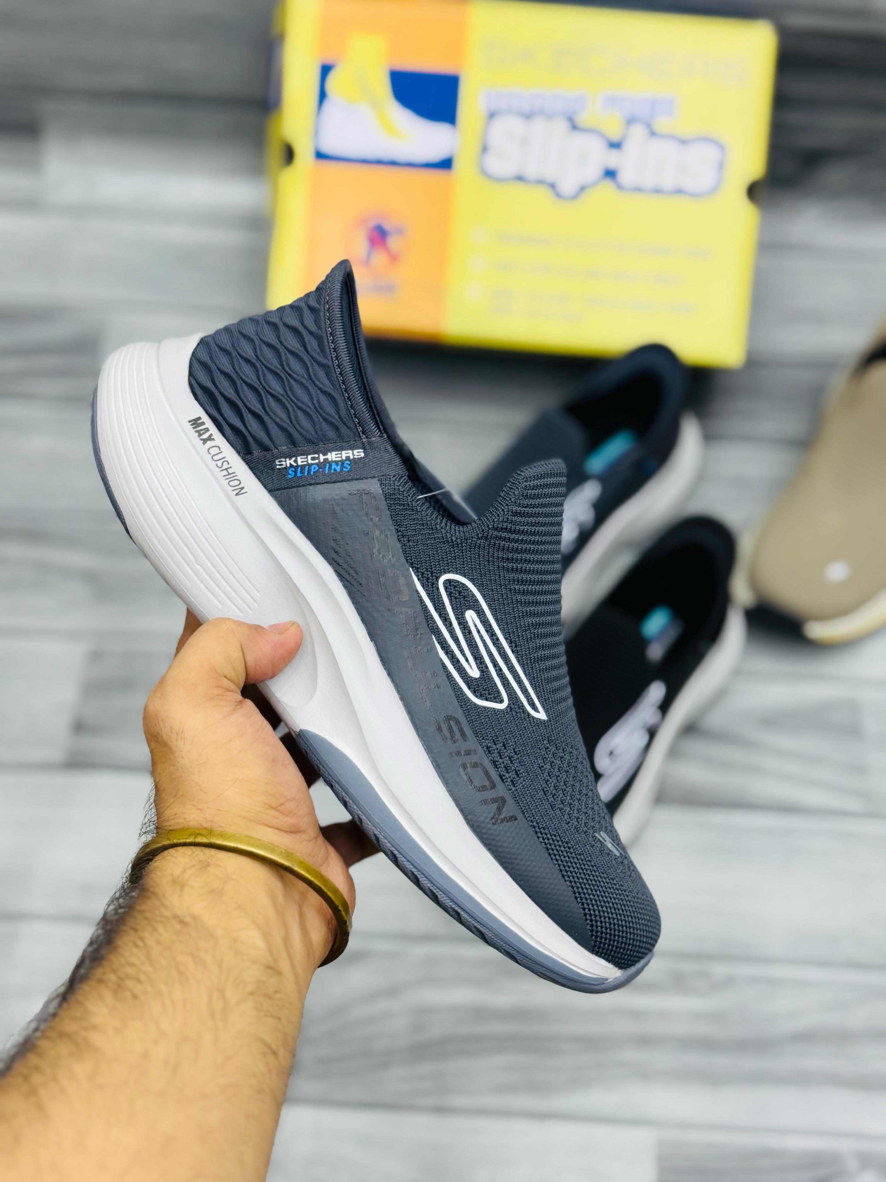 SKECHERS Foam Memory slip in