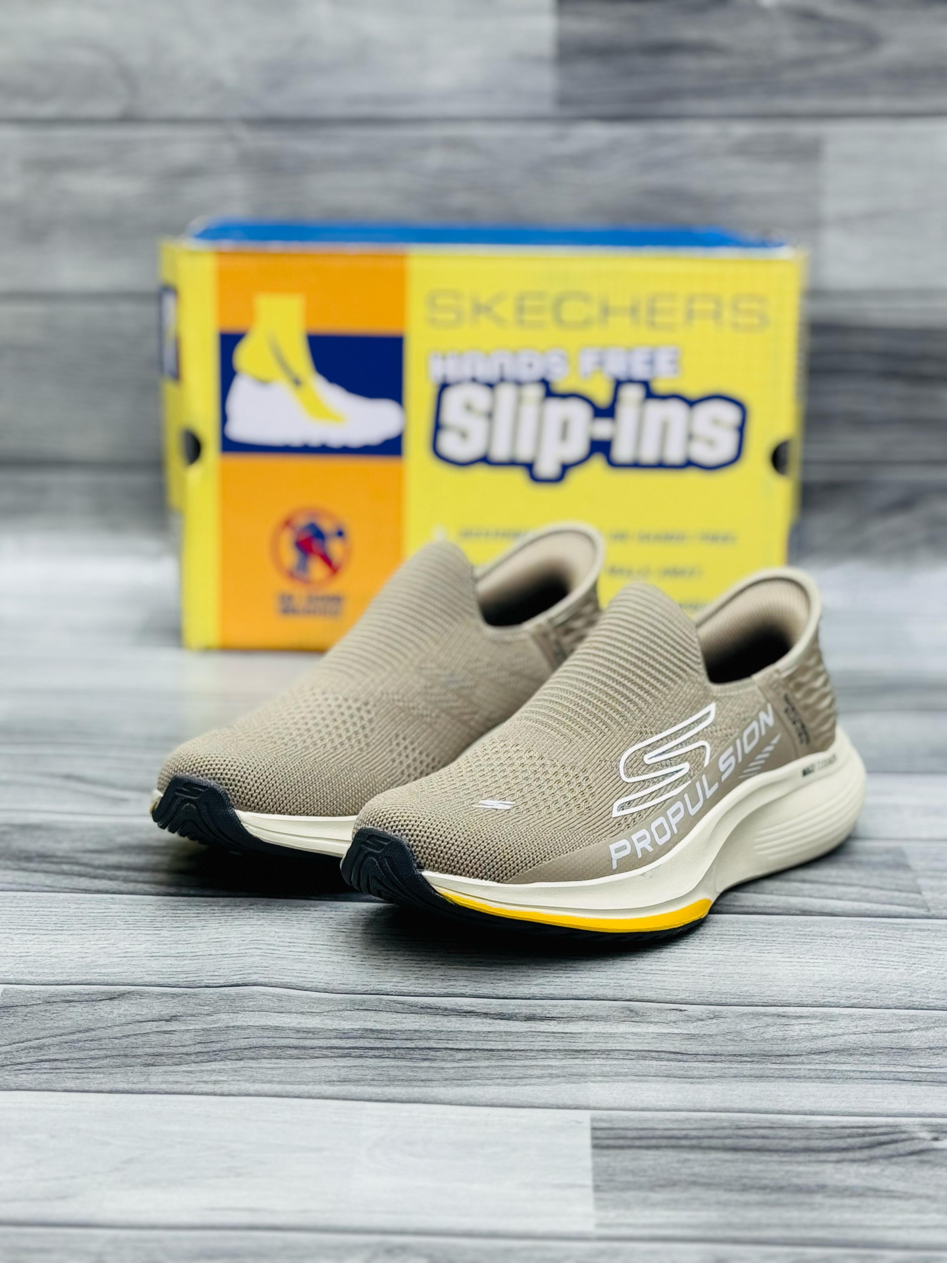:SKECHERS Foam Memory slip in