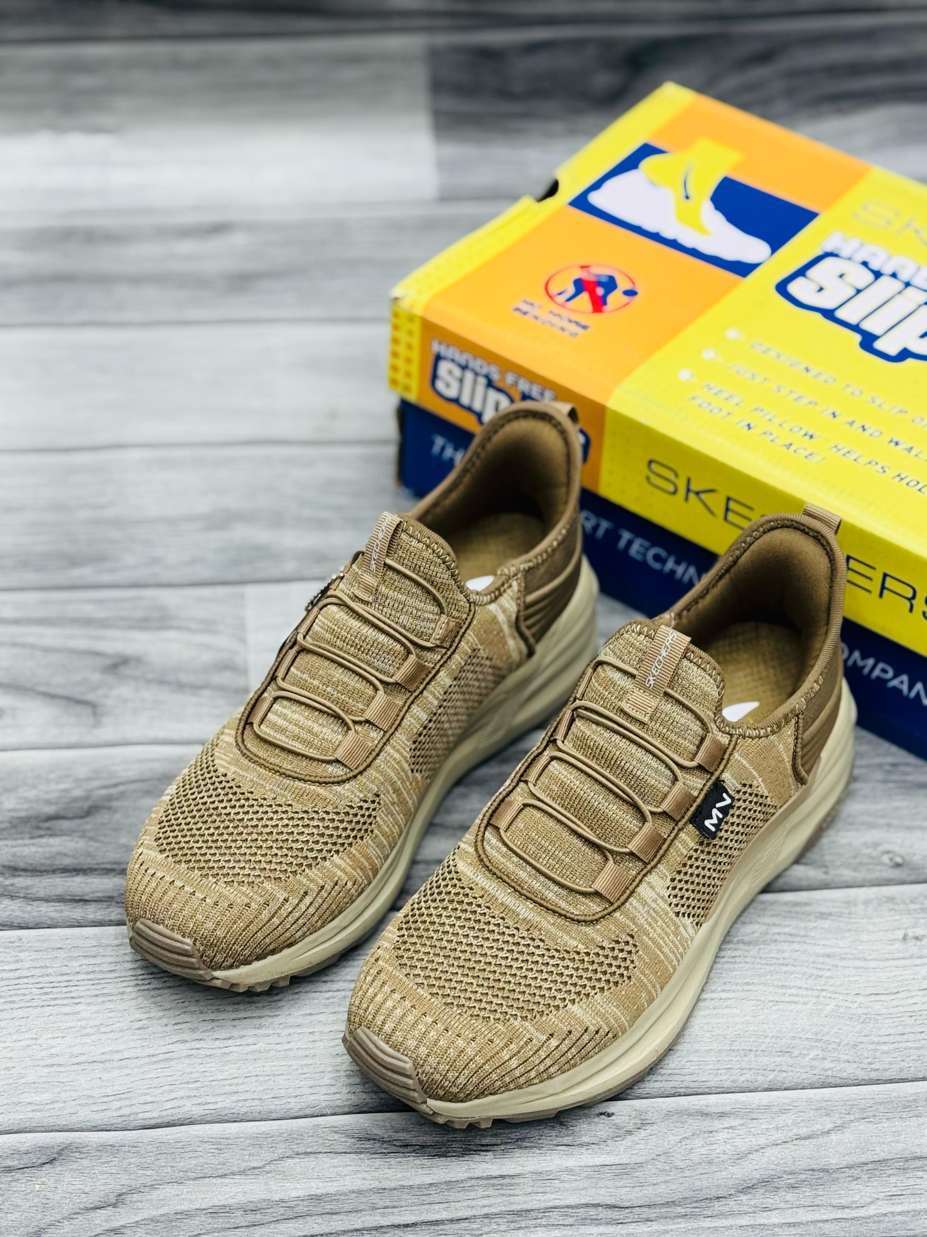 SKECHERS Foam Memory 