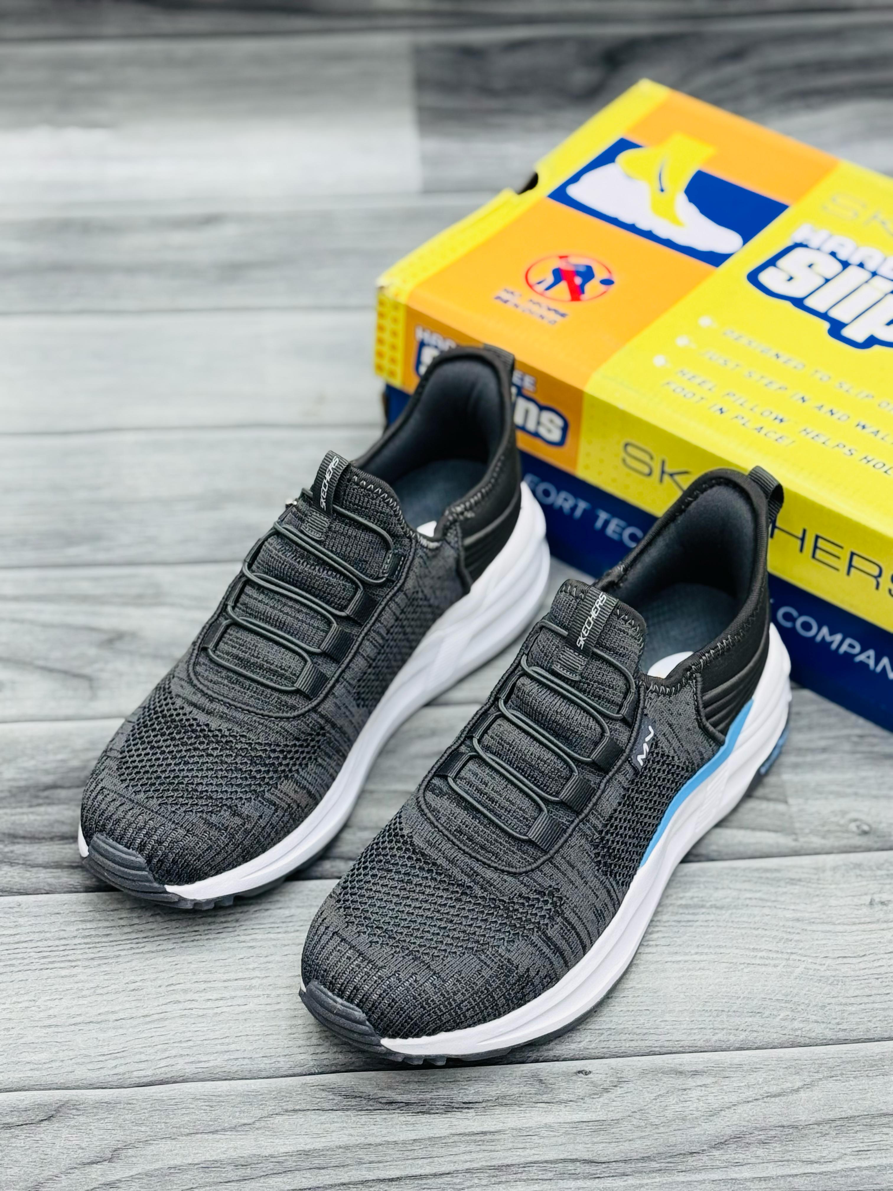 SKECHERS Foam Memory