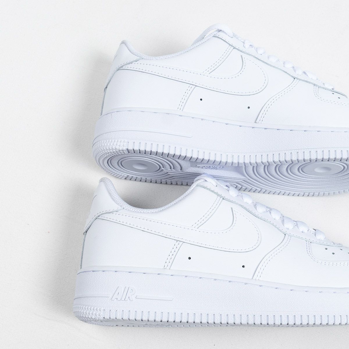 Nike air force1 triple white premium batch