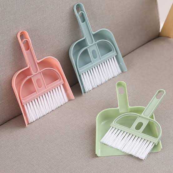 Set of Mini Hand Brush and dustpan 