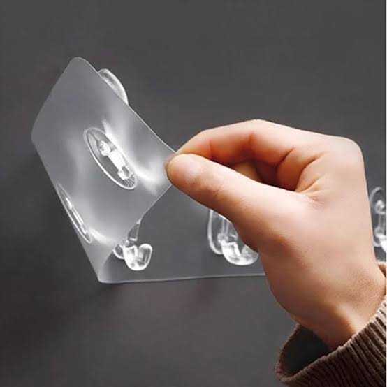 Plastic 6 Wall Hooks Hanger 