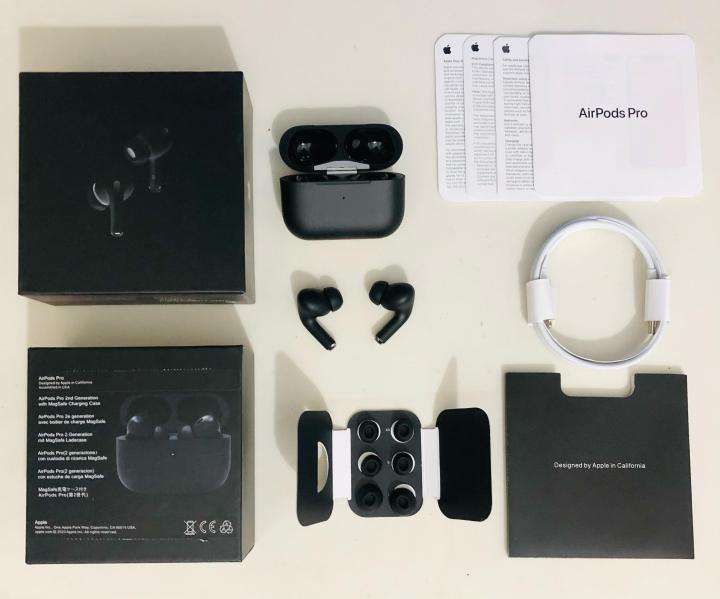 Apple AirPods Pro 2 Wireless Earbuds, Bluetooth Headphones, Active Noise Cancellation, Transparency, Personalized Spatial Audio, High-Fidelity Sound, H2 Chip, USB-C Charging