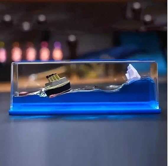 Titanic Cruise Ship Fluid Drift Bottle – Unsinkable Floating Ship Decor