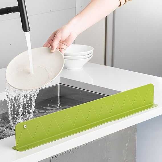 Silicone Sink Splash Guard with Suction Cups, Splatter Board for Kitchen and Bathroom Sinks