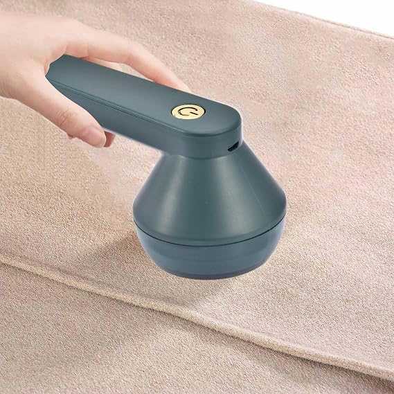 Rechargeable Sweater Shaver – Electric Fabric Shaver & Clothes Debobbler Trimmer