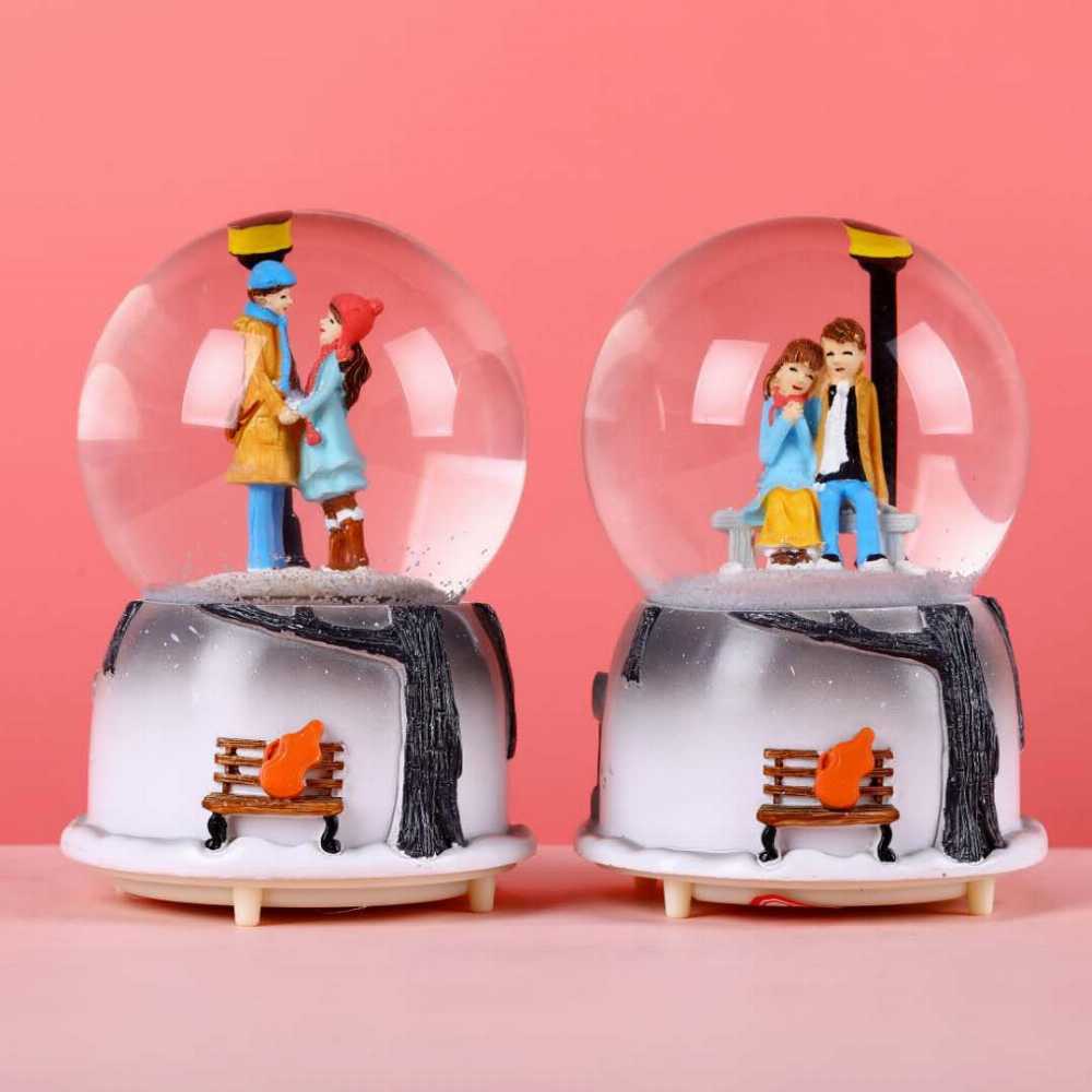 LED Mini Couple Decoration – Romantic Night Light & Desk Ornament